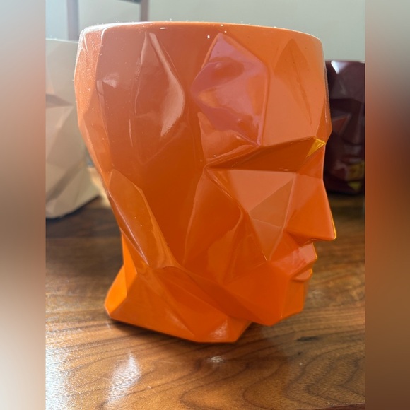 Vondom Geometric Orange Face Planter - Picture 4 of 8